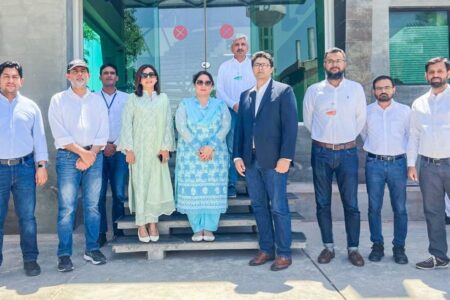 Federal Minister Romina Lauds Crescent Bahuman Ltd. for Leading Sustainable Textile Revolution